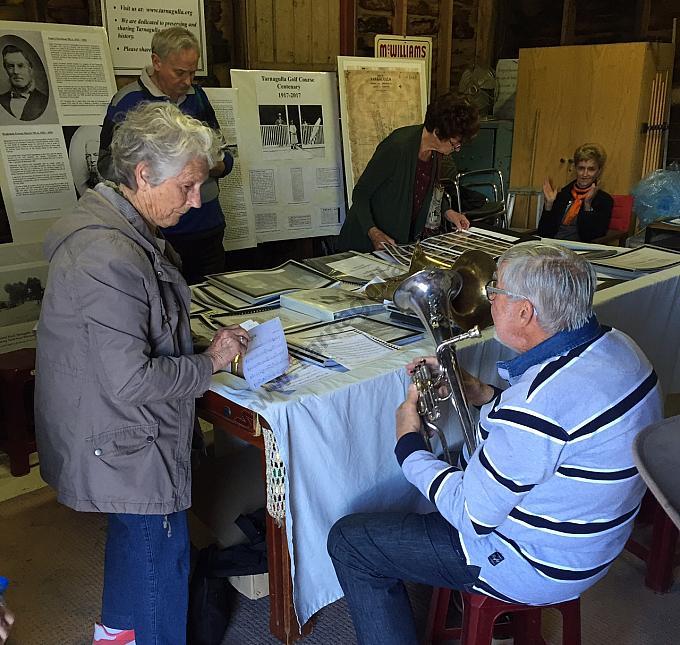 Tarnagulla Revisited 2018 - Visitors and Musical Instruments