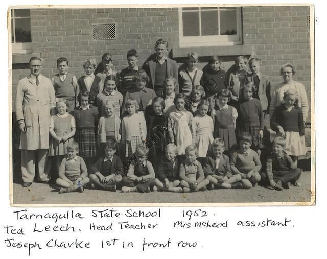 Tarnagulla State School 1952.
From the Mary Dridan Collection