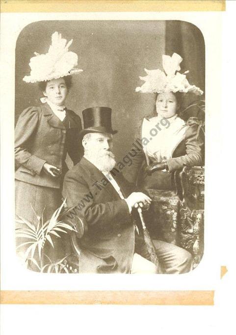 Hon. Thomas Comrie MLC with daughters
