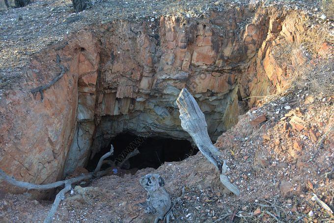 Open Cut on the Jim Crow Reef, 2015