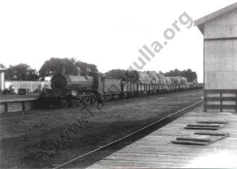 Steam train from Dunolly. Pulling into Tarnagulla Railway Station. ~1900.