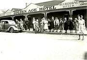 A group at the Golden Age Hotel, Tarnagulla for the 1937 Easter "Back-To".