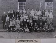 This is the same 1920 photo that Cameron posted. I re-photographed at the Dunolly Historical Shop some years ago, but have just found it again.