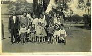 Crystal Hill Tarnagulla rear of Goltz house showing L-R Arthur Goltz,  Dulcie Goltz (Webb), Bill Goltz ?,Lydia Evelyn Goltz (Grey), Dora Goltz (Stevens), Sid Goltz, Ivy Goltz (Webb), Les Goltz, and a selection of Grandchildren