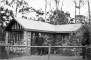 Bert Bell's Cottage, Tarnagulla, - c1938