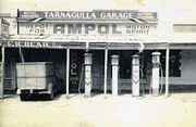 Frank Bear's garage, Tarnagulla, 1946 - Opposite the Golden Age Hotel.
David Gordon Collection